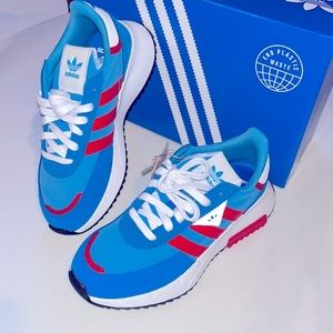 Adidas RETROPY F2 J comfortable and sleek sneakers-women’s size 5